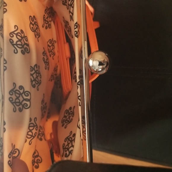 Jessica Simpson wristlet - Picture 3 of 7